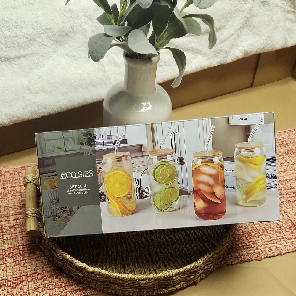 Eco Sips Glass Mason Jars with Lids and Straws